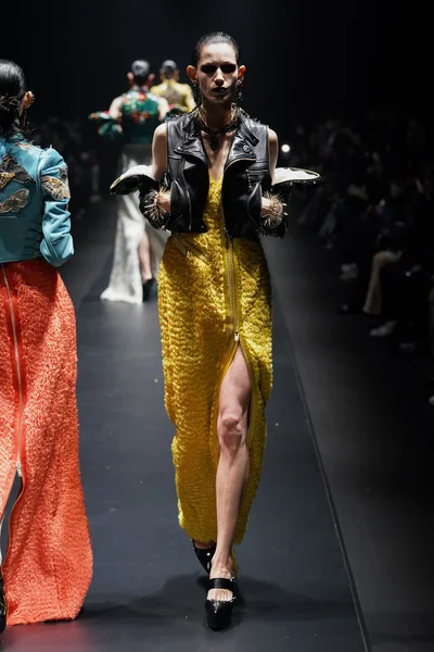 Look 45